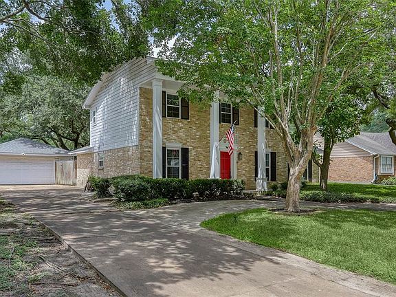 4th image of 12430 Briar Forest Dr