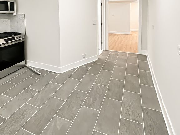 3rd image of 4349 W Irving Park Rd
