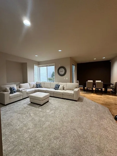 3 bed, 2.5 bath, 2250 sqft, $4,200 — Photo 3