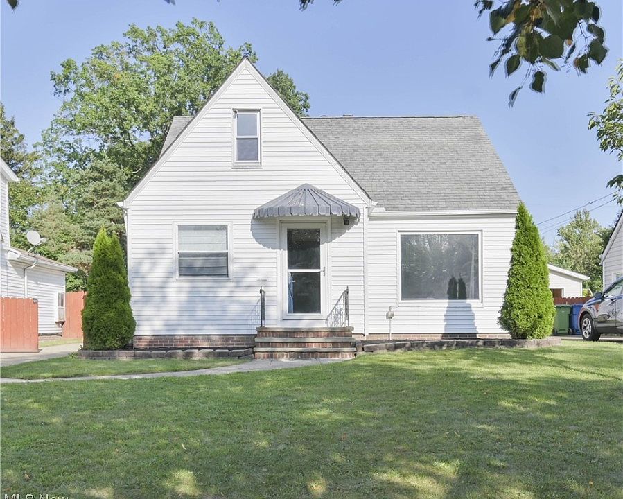 1st image of 6767 Greenleaf Ave