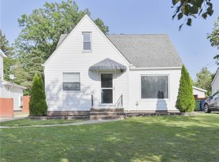 6767 Greenleaf Ave, Parma Heights, OH 44130