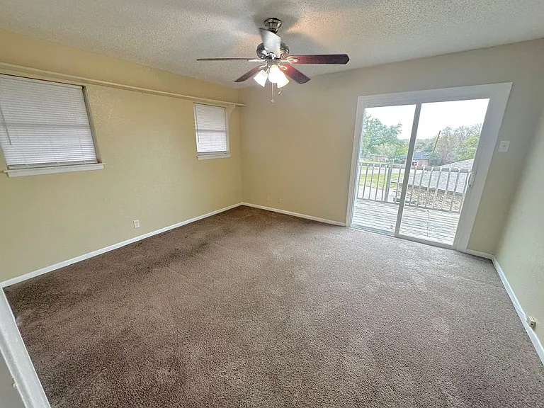 214 Timberline St — Photo 18