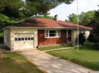 218 N 2nd St, Princeton, WI 54968