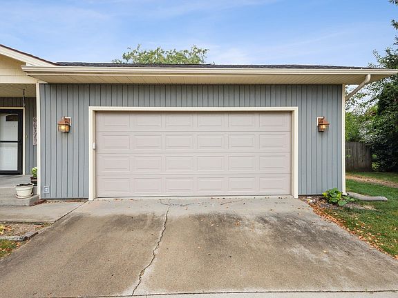 2nd image of 66379 Hartzler Blvd