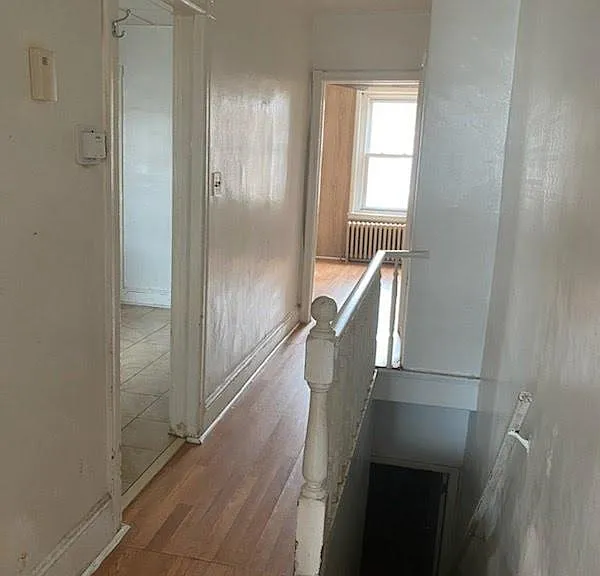 1833 Daly St #B — Photo 5
