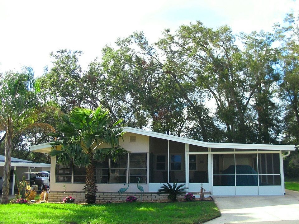 1st image of 661 Hickory Hl