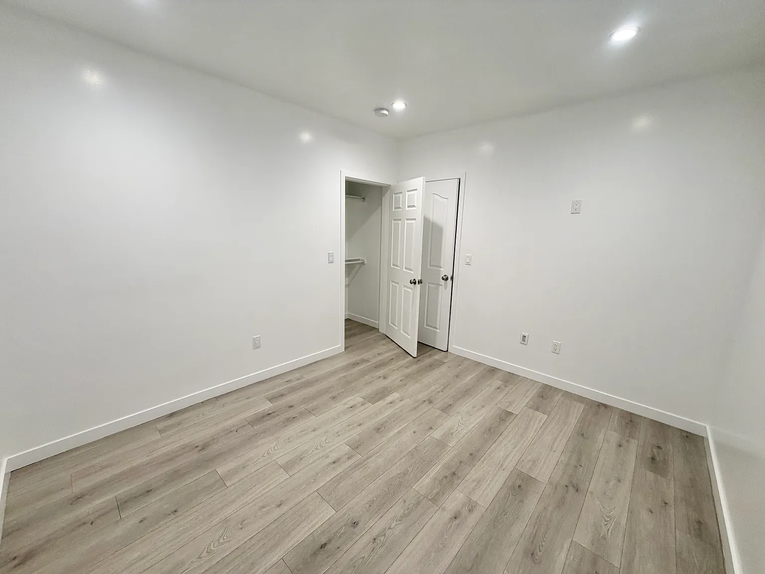 1 bed, 450 sqft, $1,700 — Photo 4
