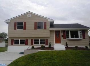 15 Century Way, Hamilton, NJ 08690