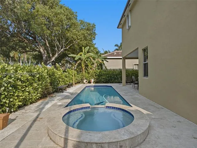 16781 SW 38th St — Photo 10