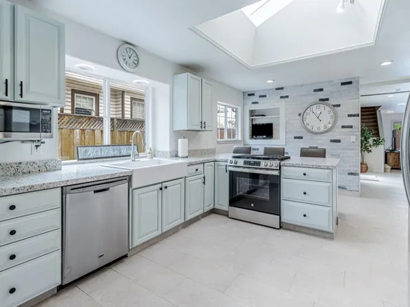 583 N 17th St, San Jose, CA 95112