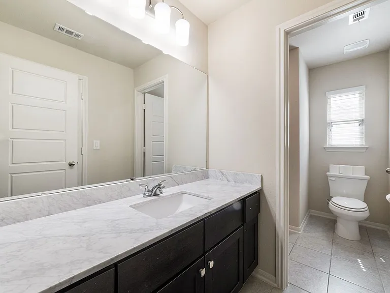 5104 Alonso Dr — Photo 5