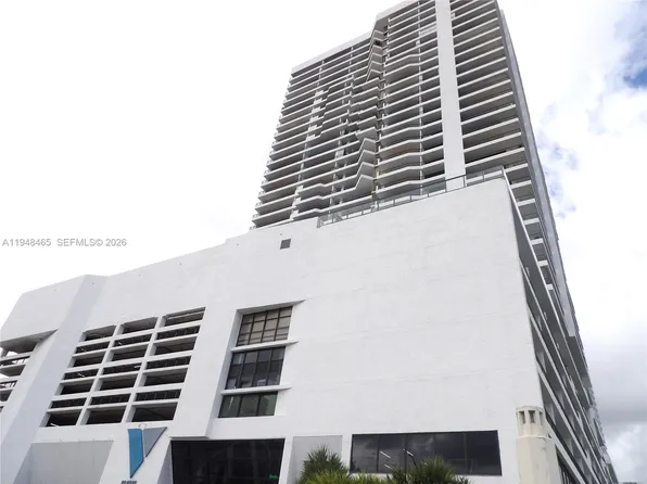 555 NE 15th St APT 14E, Miami, FL 33132