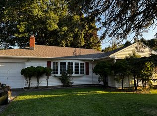 65 Waller Rd, Bridgeport, CT 06606