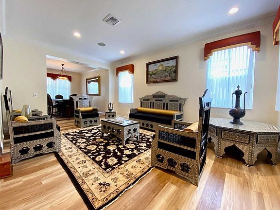 2nd image of 1036 Sunflower Cir