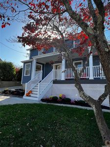 58 Summit Street, Oyster Bay, NY, 11771