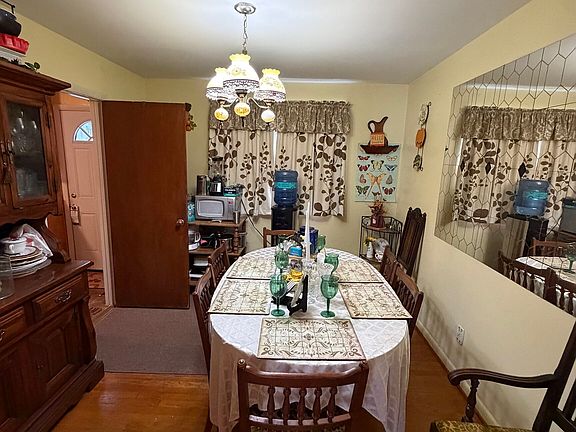 4th image of 2623 Preston Dr