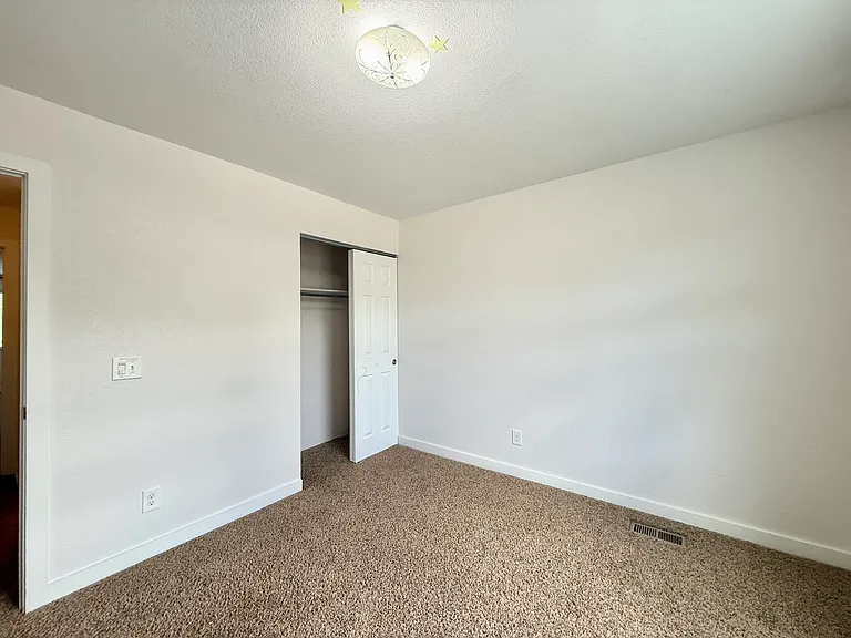 E Rice Pl — Photo 7