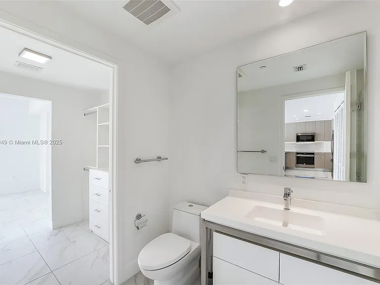 2000 Metropica Way #306 — Photo 13