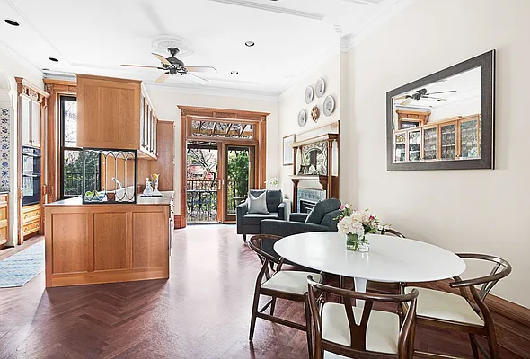 Sold by Compass | media 31