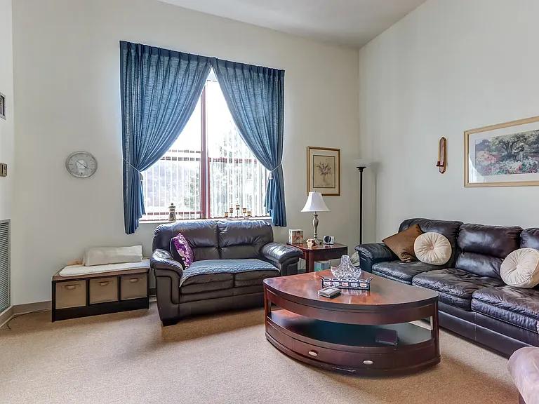 Etna Commons Apartments — Photo 7