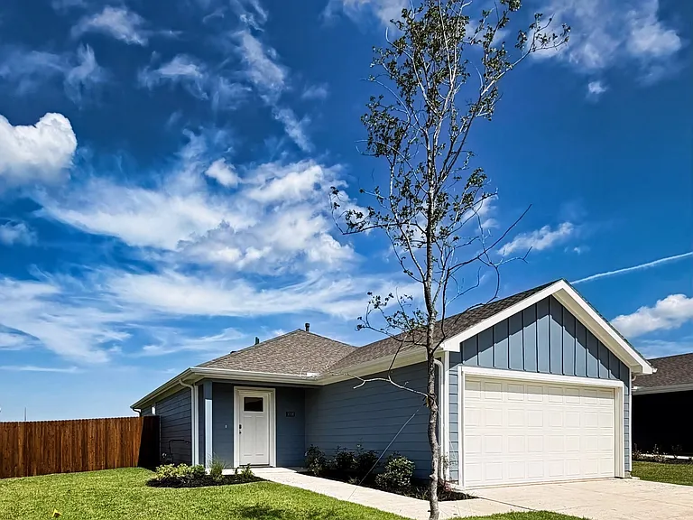 3006 Serenity Ln — Photo 2