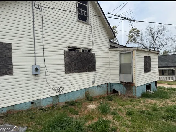 146 Peachtree St, Griffin, GA 30223