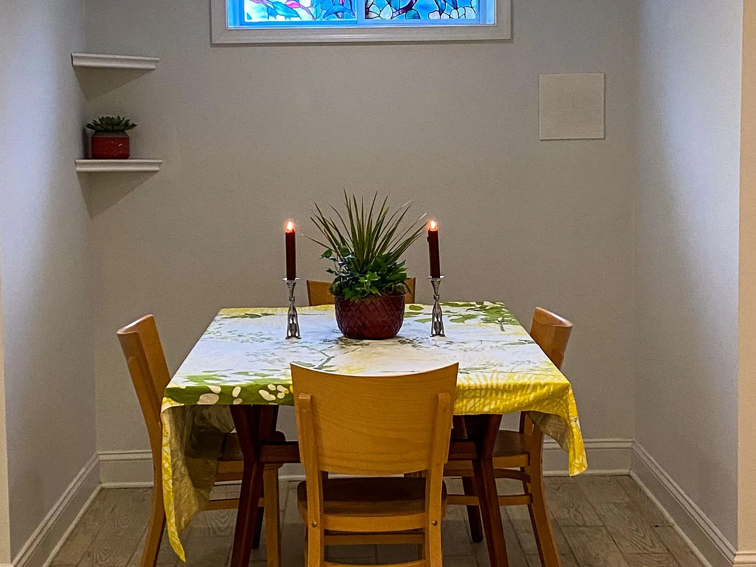 2 bed, 1100 sqft, $2,700 — Photo 2