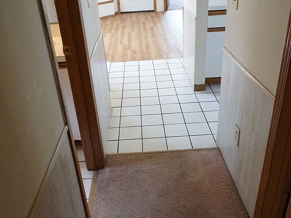 4th image of 1524 Indianola Ave APT C