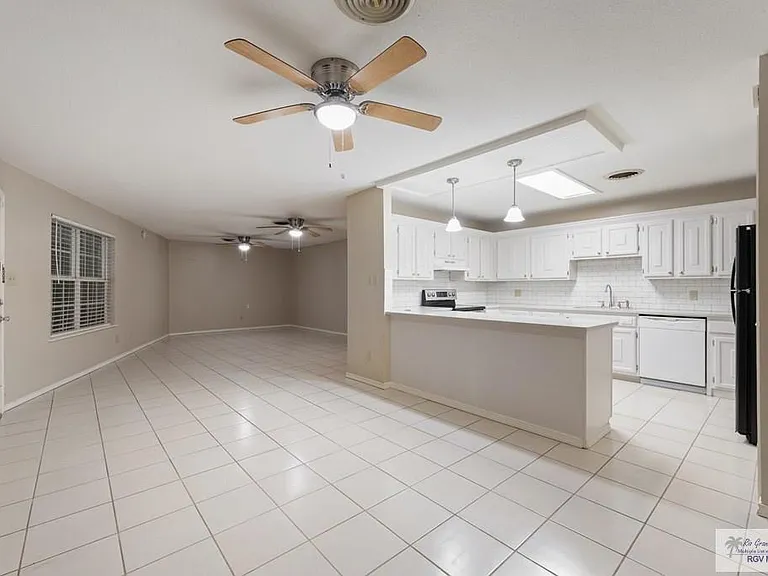 1500 Palm Valley Dr — Photo 7