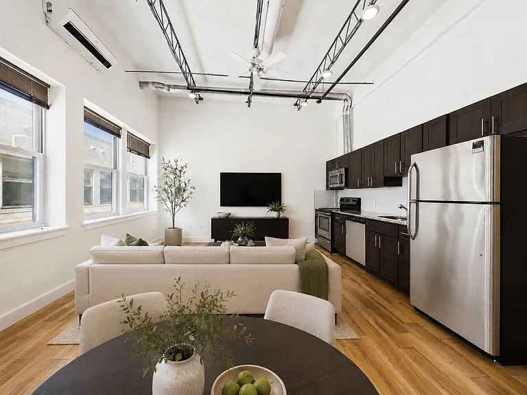 Chelten Lofts — Photo 15