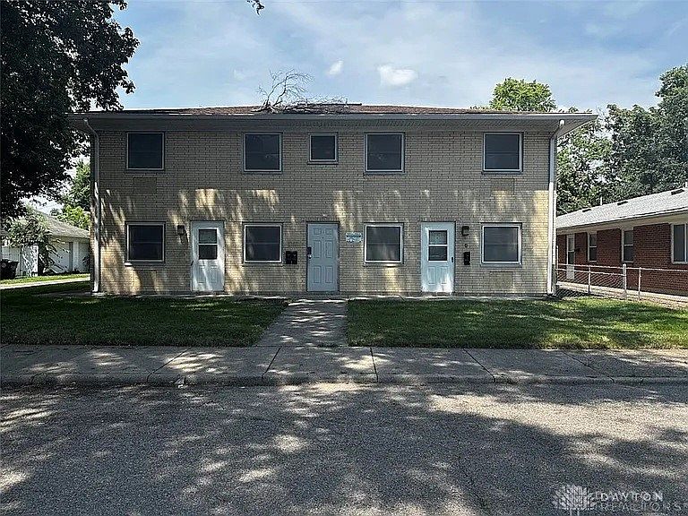 1st image of 619 Willow St