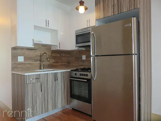 Rented by Rennit Inc. | media 32