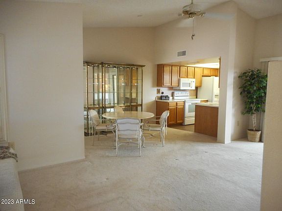 3rd image of 13755 W MEEKER Boulevard