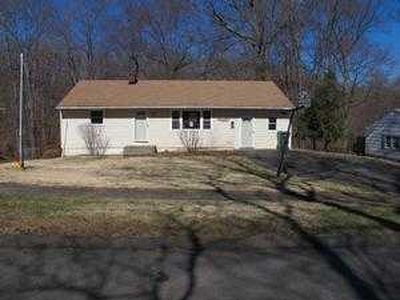 421 Lincoln Dr, Cheshire, CT, 06410