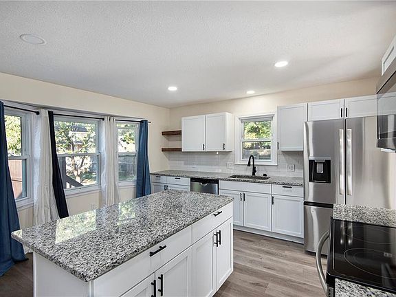 4th image of 7200 Sterling Ave