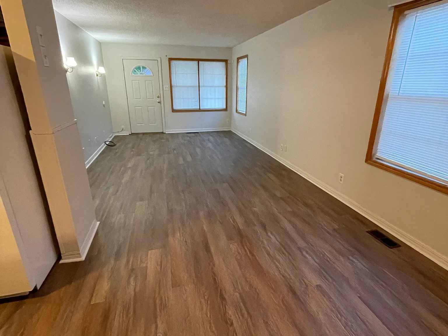3 bed, 1424 sqft, $1,250 — Photo 2