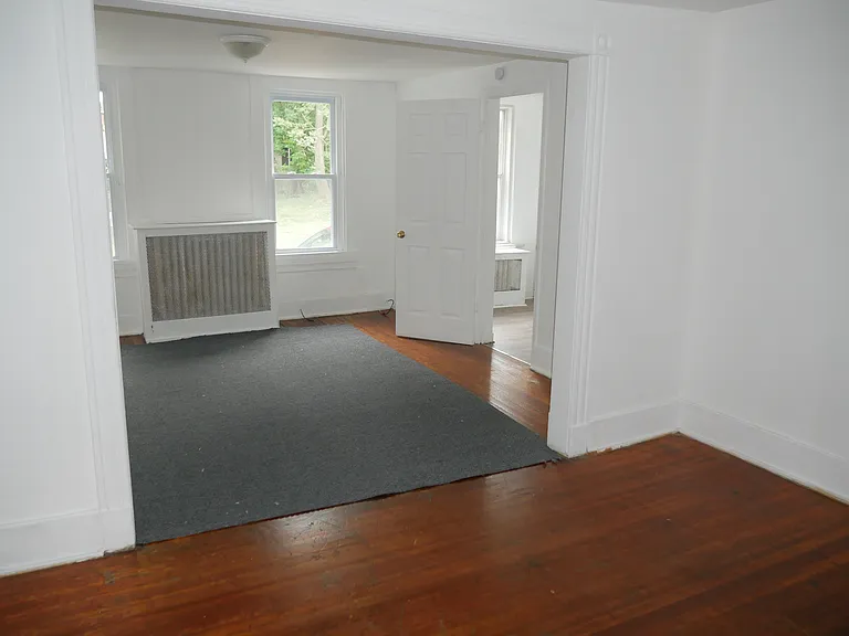 7 Teunis St #1 — Photo 3