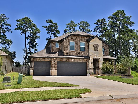 3rd image of 13650 Balanced Rock Dr
