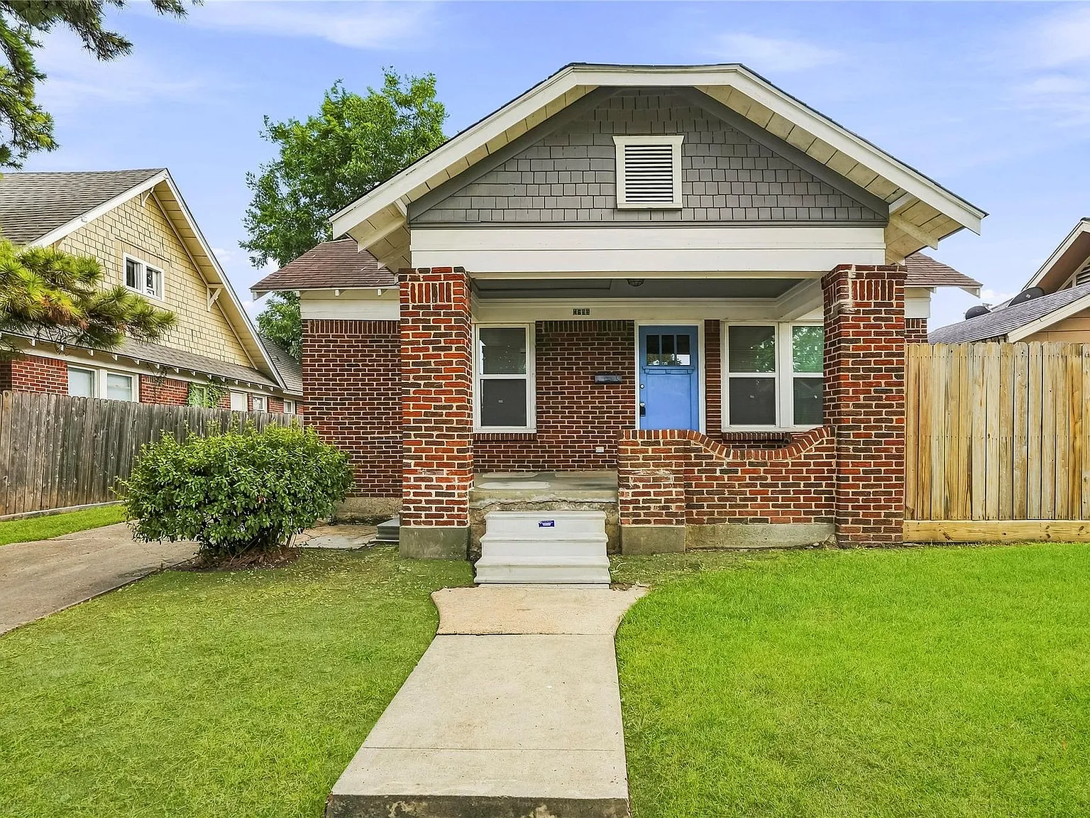 3 bed, 2.0 bath, 1200 sqft, $1,745 — Photo 1