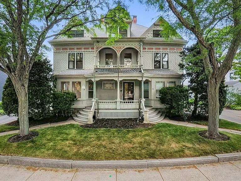 18 Loring Ave #1 — Photo 1