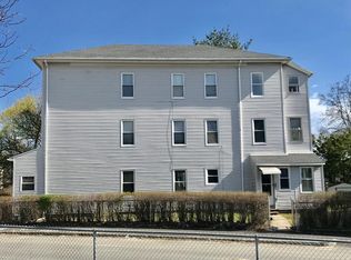 226 Vernon St, Worcester, MA 01607