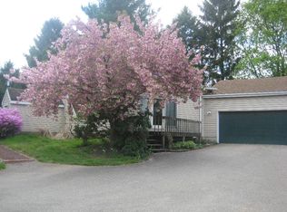 20 Sand Hill Rd, Flemington, NJ 08822