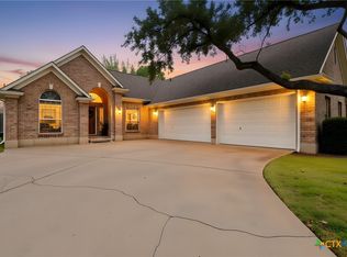 2001 Lacey Oak Cv, Round Rock, TX 78681