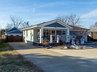 8606 Blue Lick Rd, Louisville, KY 40219