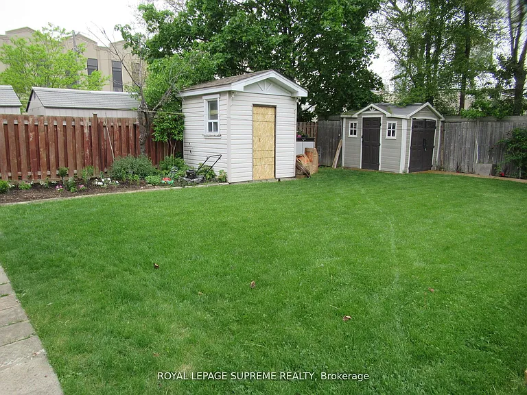 44 Winston Park Blvd #BASEMENT — Photo 14
