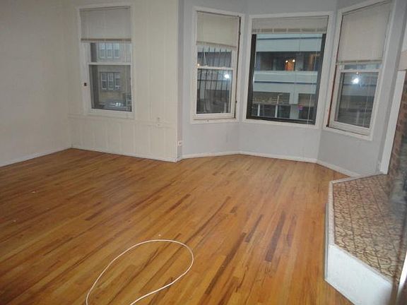 5th image of 2525 N Lincoln Ave APT C3