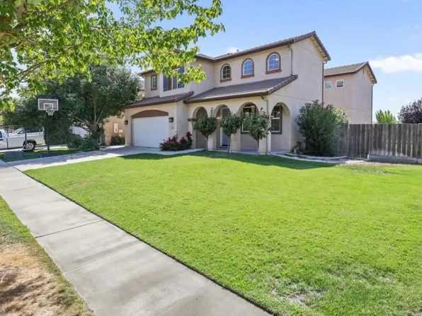 2235 S Jacques St, Visalia, CA 93277