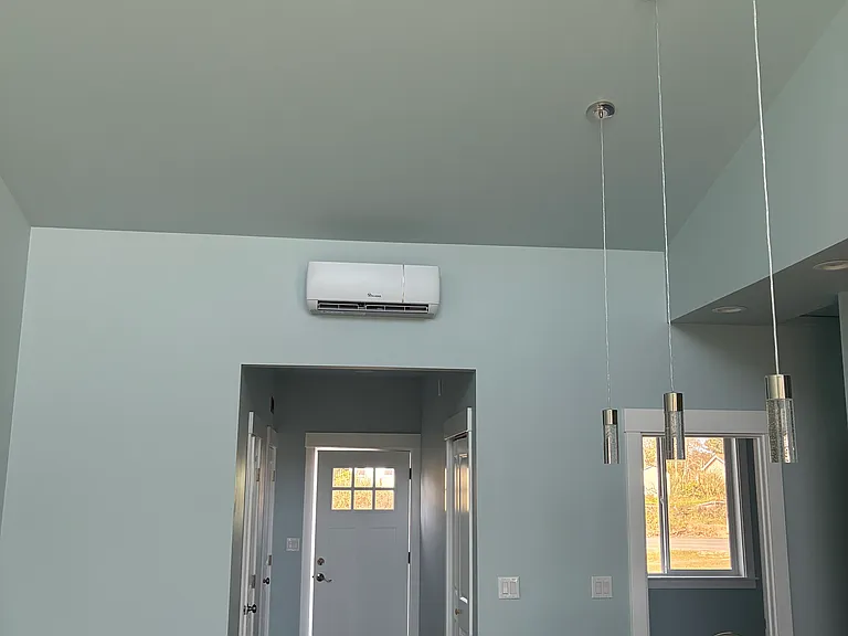 697 A Sunset Ave NE #A — Photo 5