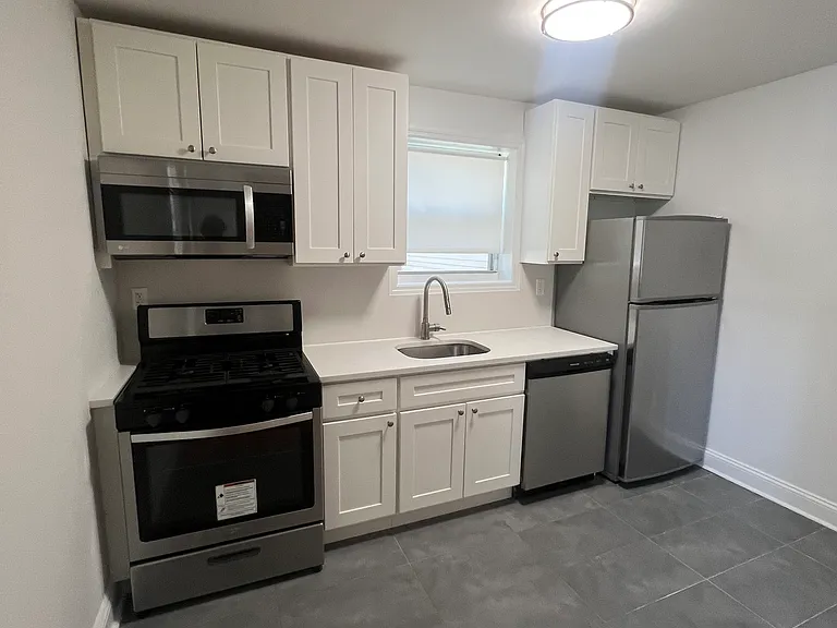 229-11 69th Ave #2 — Photo 3
