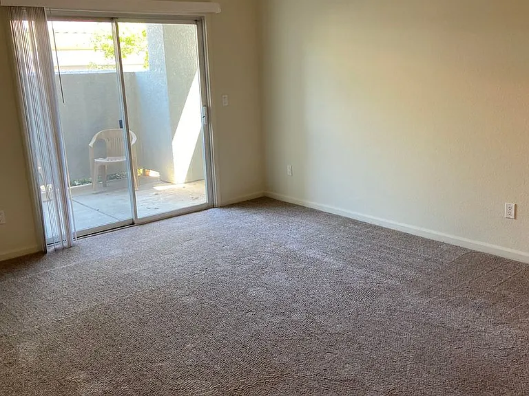 885 Halidon Way #1713 — Photo 4